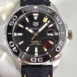 Aquaracer Calibre 5 WAY211A.FC6362 HBB V6F SS Black Dial Swiss 2824