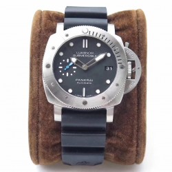Luminor Submersible 1950 3 Days Automatic PAM682 VSF SS Black Dial Swiss P9010