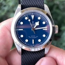 Black Bay 41mm M79540 LF SS Blue Dial Black Nylon Strap Swiss 2824
